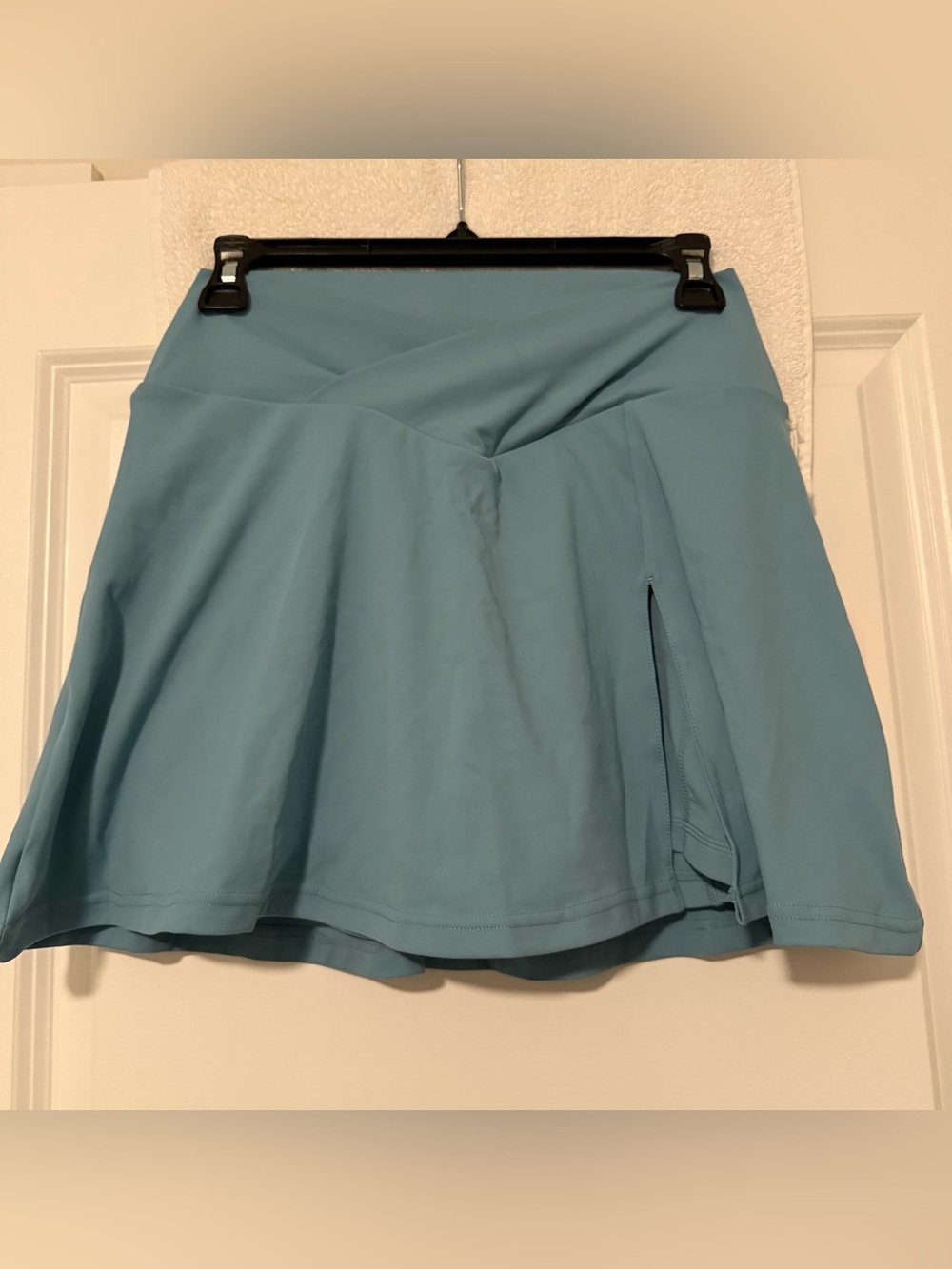 Women’s Active Skater Skirt in Light Blue